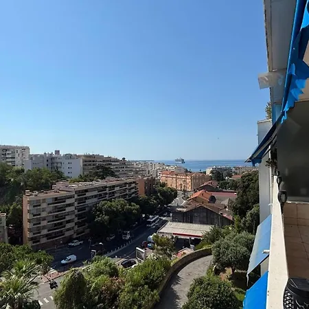 Apartment Beautiful 2 Bedroom Terrace And Parking *