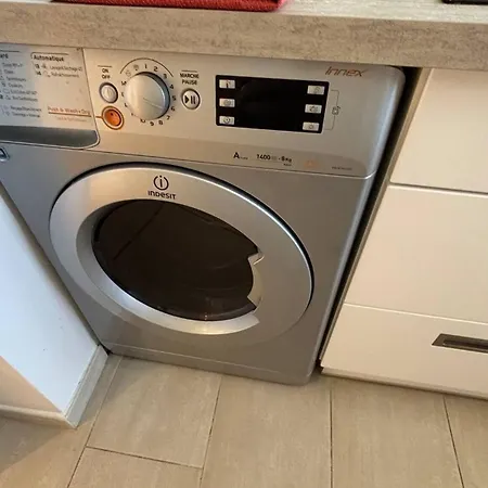 Apartment Beautiful 2 Bedroom Terrace And Parking Cannes
